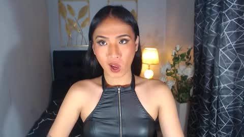 Snapshot of cjhotfucker chatting on 12/11/24, 11:21 CJ online show from 12/11/24, 11:21