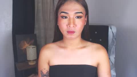 Snapshot of cjhotfucker chatting on 02/20/25, 04:28 CJ online show from 02/20/25, 04:28