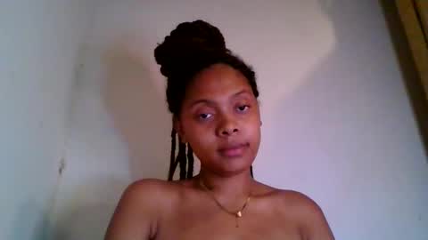 ckamilla45 online show from 10/02/25, 08:32