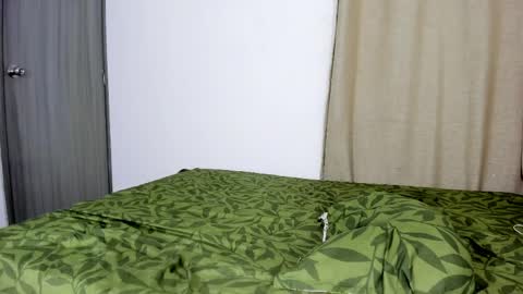 Claimom online show from 03/28/26, 02:11