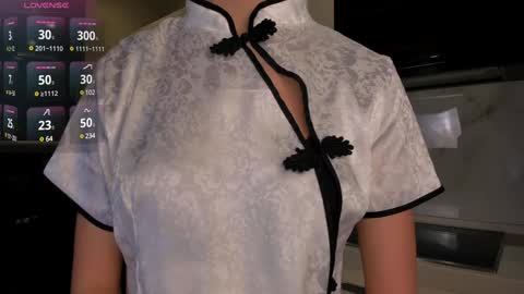 Claire online show from 01/12/25, 07:11