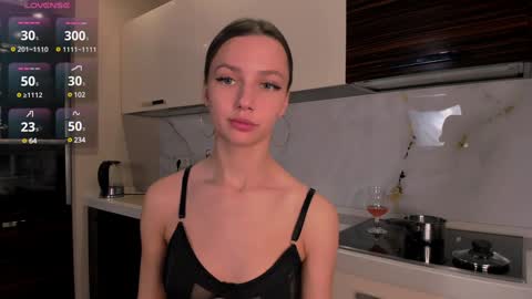 Claire online show from 01/12/25, 10:12