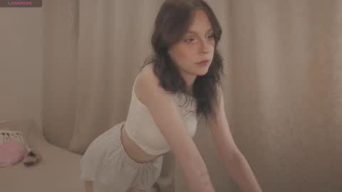 Snapshot of claire_bennett chatting on 09/11/25, 02:33 Claire Bennett online show from 09/11/25, 02:33