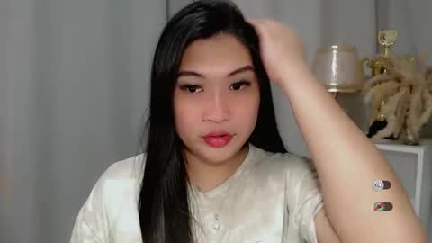 CLAIRE online show from 05/03/26, 06:25