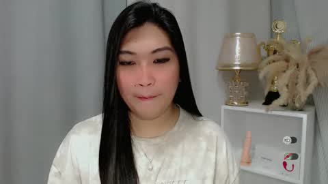 CLAIRE online show from 05/05/26, 03:47