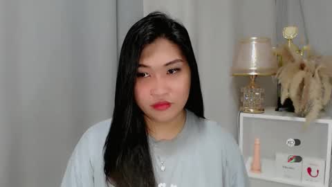 CLAIRE online show from 05/19/26, 04:30