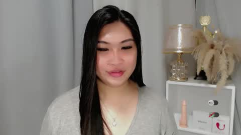 CLAIRE online show from 05/22/26, 06:53