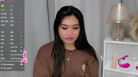 CLAIRE online show from 06/07/26, 04:44