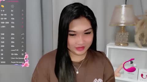 CLAIRE online show from 06/10/26, 05:39