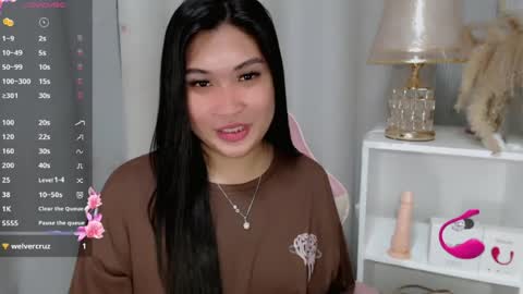 CLAIRE online show from 06/21/26, 07:00