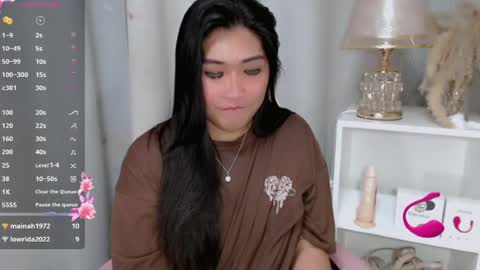 CLAIRE online show from 07/02/26, 05:52