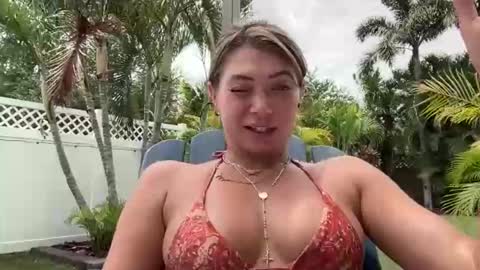Claire online show from 06/02/26, 05:59