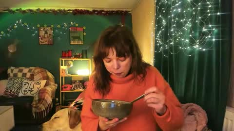 Clancy online show from 12/17/25, 07:09