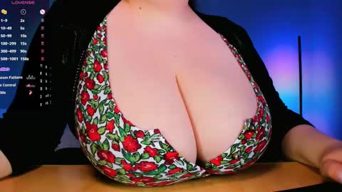 Clara  online show from 02/19/25, 10:42