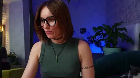 Clara online show from 07/27/26, 05:42