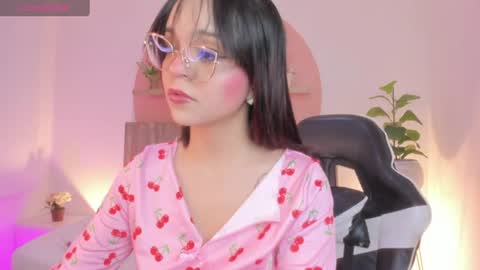 Snapshot of clara_lu chatting on 06/27/26, 02:49 C L A R A online show from 06/27/26, 02:49