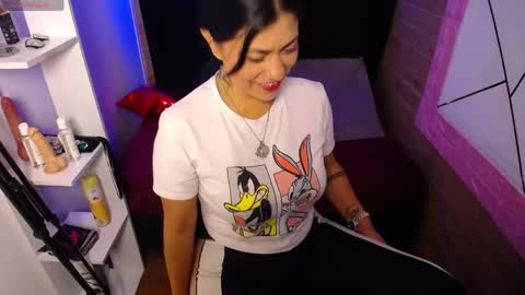 claraa luna online show from 04/21/26, 12:01