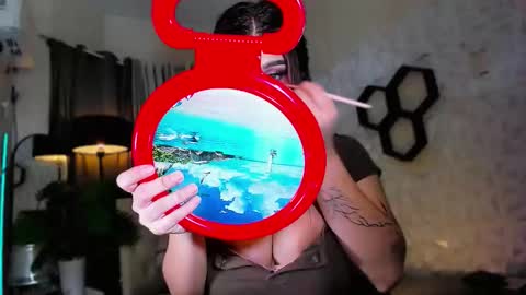 Snapshot of claraakhasova chatting on 10/02/25, 09:49 Samantha online show from 10/02/25, 09:49