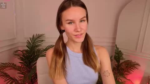 Claire online show from 10/12/25, 01:43