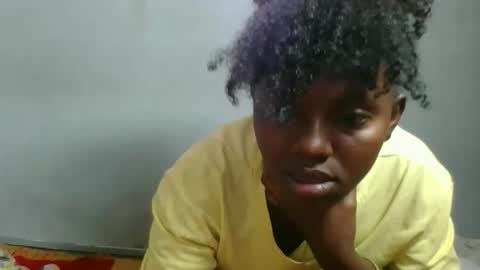 Snapshot of clarisse98 chatting on 10/18/25, 07:09 clarisse98 online show from 10/18/25, 07:09