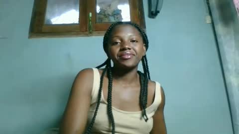 Snapshot of clarisse98 chatting on 10/22/25, 02:34 clarisse98 online show from 10/22/25, 02:34