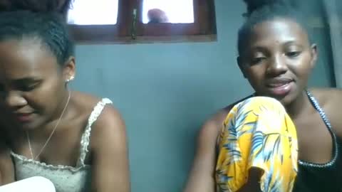 Snapshot of clarisse98 chatting on 10/25/25, 08:55 clarisse98 online show from 10/25/25, 08:55