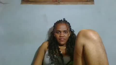 Snapshot of clarisse98 chatting on 11/03/25, 09:32 clarisse98 online show from 11/03/25, 09:32