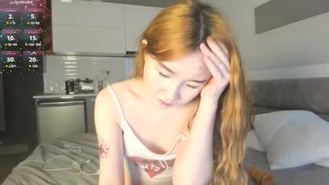 Yumi online show from 09/19/25, 03:41