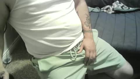 Snapshot of clark_kent1986 chatting on 09/17/25, 01:29 clark_kent1986 online show from 09/17/25, 01:29