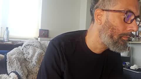 clarkbent2 online show from 02/04/25, 05:23