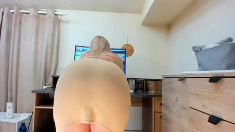 Deea xxx online show from 02/02/26, 01:37