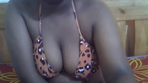 classy_zoey online show from 10/25/25, 01:40