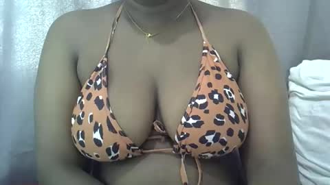 classy_zoey online show from 12/03/25, 08:45