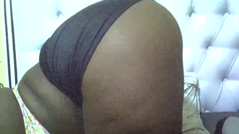 classy_zoey online show from 02/25/26, 07:23