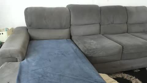 Angel online show from 04/16/26, 06:14