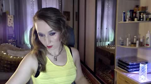 classyinna online show from 10/17/25, 08:39