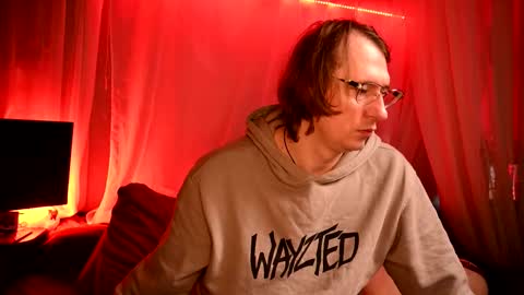 Snapshot of claudia_and_elon chatting on 10/20/25, 08:37 Claudia Cyberfox and Elon online show from 10/20/25, 08:37