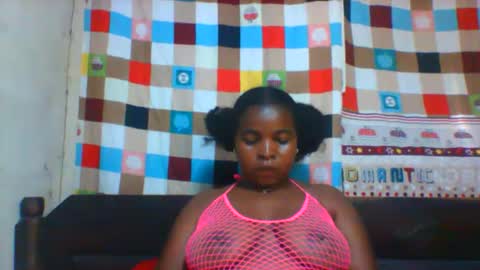 Snapshot of claudiasexy777 chatting on 09/13/25, 09:53 claudiasexy777 online show from 09/13/25, 09:53