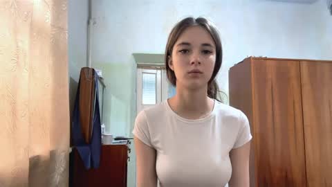 Anny online show from 05/21/26, 08:43