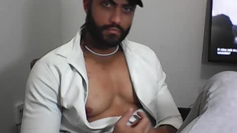 Clay online show from 02/03/26, 06:40