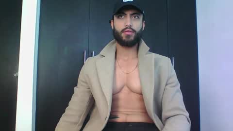 Clay online show from 03/25/26, 03:51