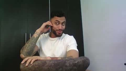 Clay online show from 04/09/26, 04:01