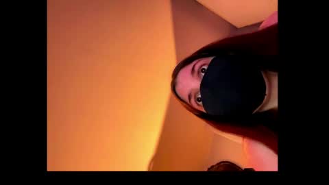 clementine75009 online show from 04/02/26, 05:43