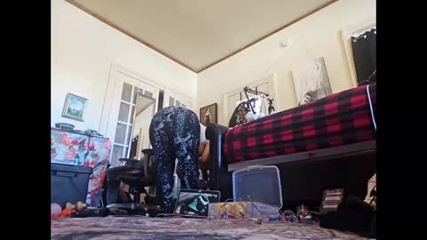 Snapshot of clementine_muffin chatting on 02/20/25, 08:36 Clementine Muffin online show from 02/20/25, 08:36