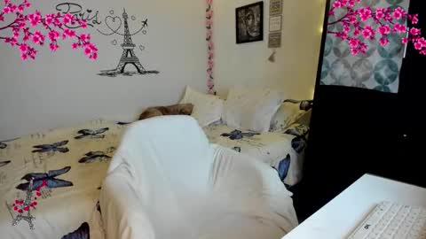 cleo_christmas online show from 03/23/26, 12:14