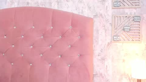 Snapshot of cleo_nilee chatting on 11/09/25, 03:27 cleo online show from 11/09/25, 03:27