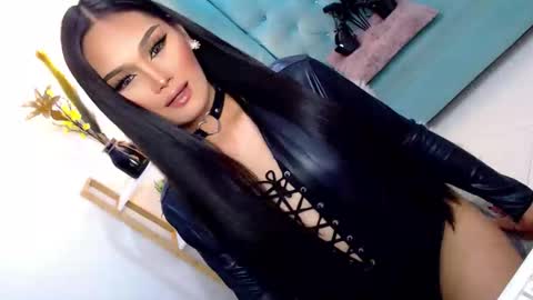 Cleo online show from 10/05/25, 12:53