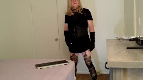 SecretSissyLv online show from 11/21/25, 10:08