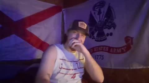 Snapshot of cleveykevil chatting on 12/21/25, 03:52 cleveykevil online show from 12/21/25, 03:52