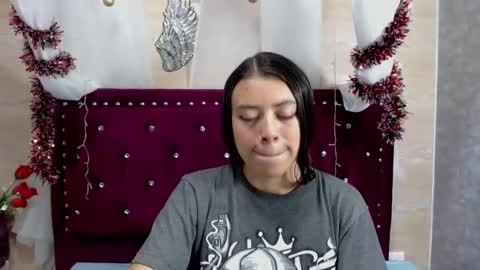 clhoedeep online show from 02/18/25, 12:39